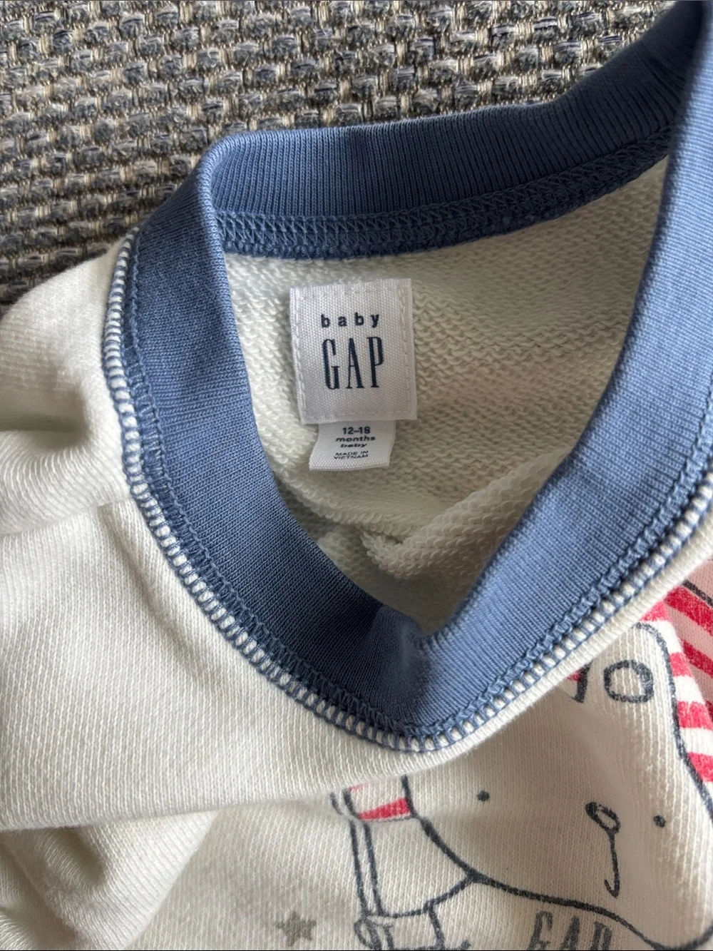 GAP Baby 5-pc Red, White + Blue Bundle | Onesies (3) + PJ's + Shirt | Sz 12-18 M